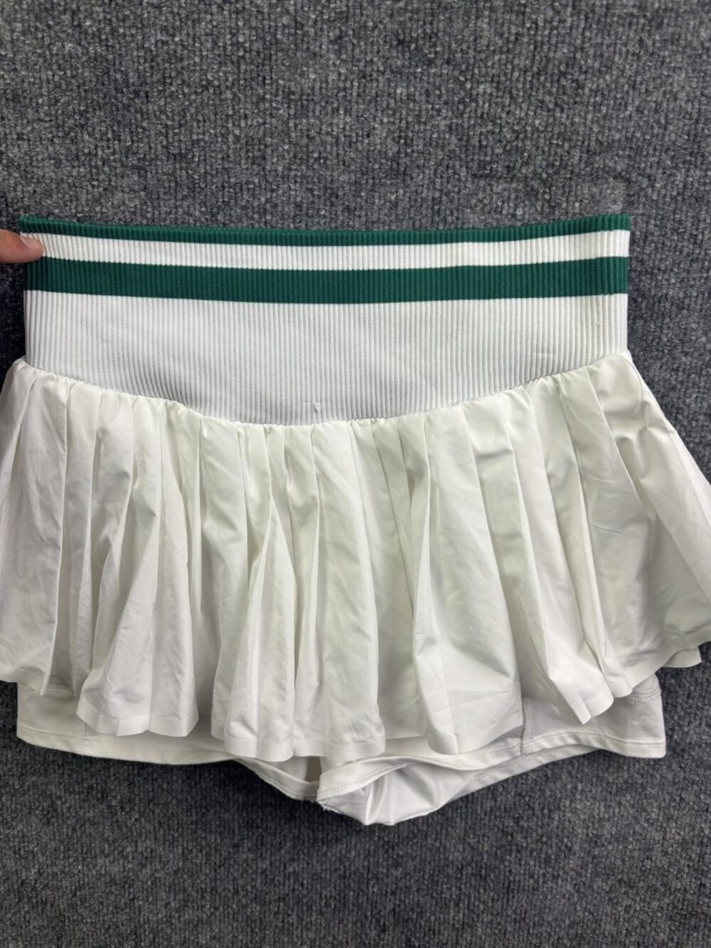 Free People FP Movement Skort Womens Large White Pleated Tennis‎ Built-In Shorts